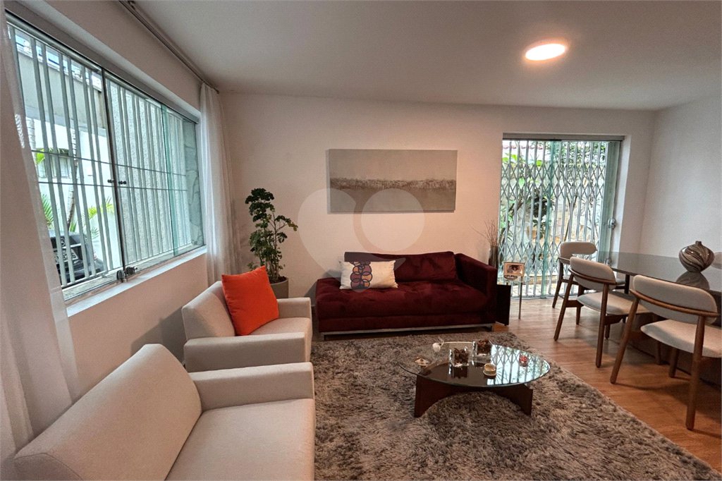 Casa à venda com 3 quartos, sendo 1 suíte, em Vila Cordeiro, São Paulo, SP