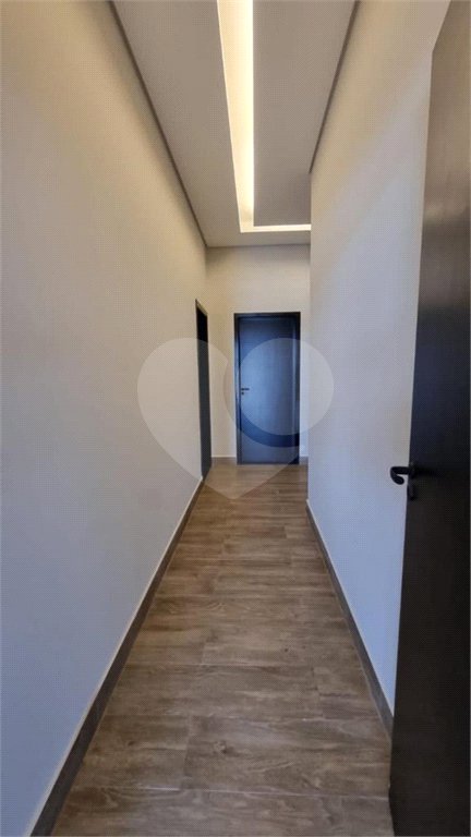 Casa à venda com 3 suítes no condomínio Portal dos Bandeirantes, Salto - SP