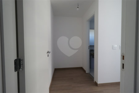 Apartamento à venda com 3 quartos, sendo 1 suíte, em Vila Anastácio, São Paulo, SP