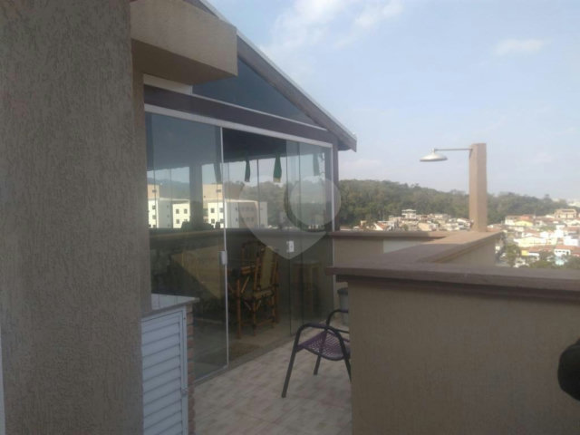 Casa à venda com 3 quartos, sendo 1 suíte,  no condomínio Algarve Residencial, São Paulo - SP