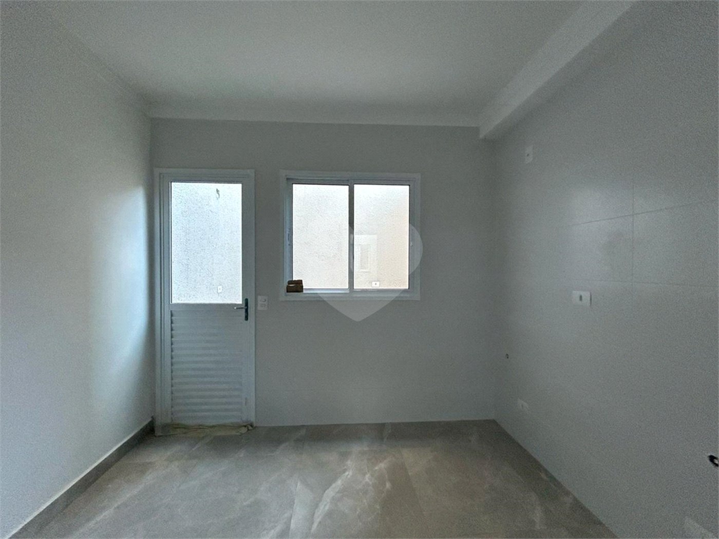 Apartamento à venda com 2 quartos, sendo 1 suíte, em Vila Guarani, Santo André, SP