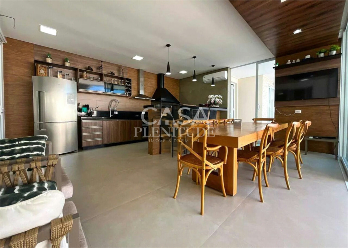 Casa em condomínio à venda com 3 suítes, em Iporanga, Sorocaba, SP