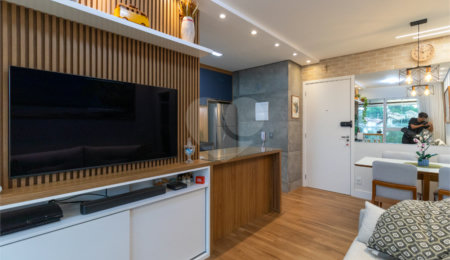 Apartamento à venda com 2 quartos, sendo 1 suíte,  em Jardim Prudência, São Paulo, SP