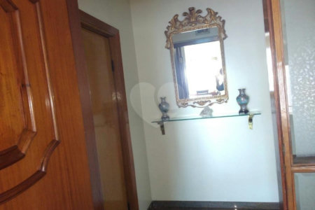 Apartamento à venda com 3 suítes em Aclimação, São Paulo, SP
