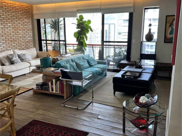 Apartamento à venda com 4 quartos, sendo 2 suítes,  em Vila Mascote, São Paulo, SP