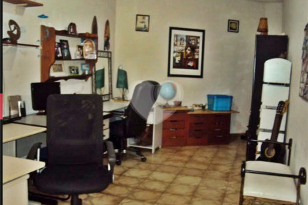 Casa à venda com 4 quartos em Campo Belo, São Paulo, SP