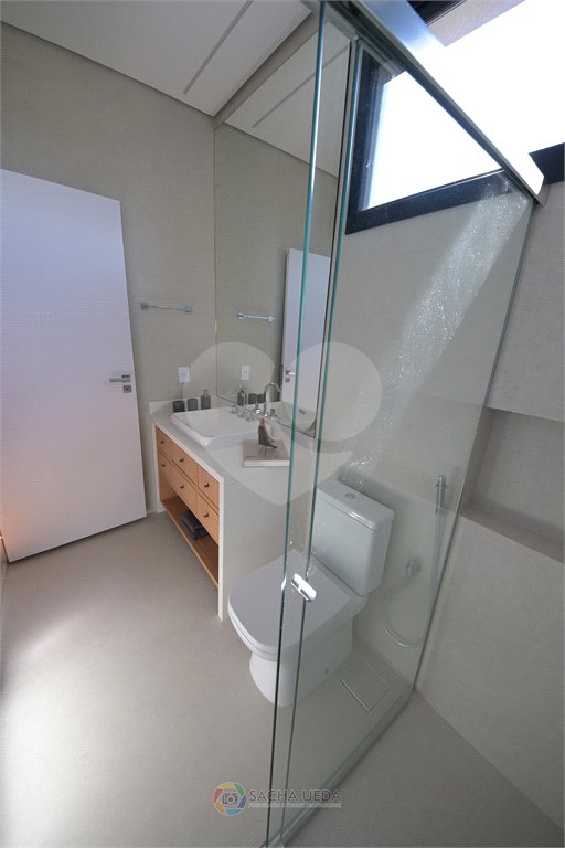 Casa à venda com 4 suítes no condomínio Villa dos Pinheiros, Indaiatuba - SP