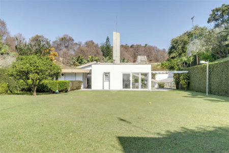 Casa à venda ou para alugar com 3 quartos, sendo 1 suíte,  no condomínio Chácara Flora, São Paulo - SP