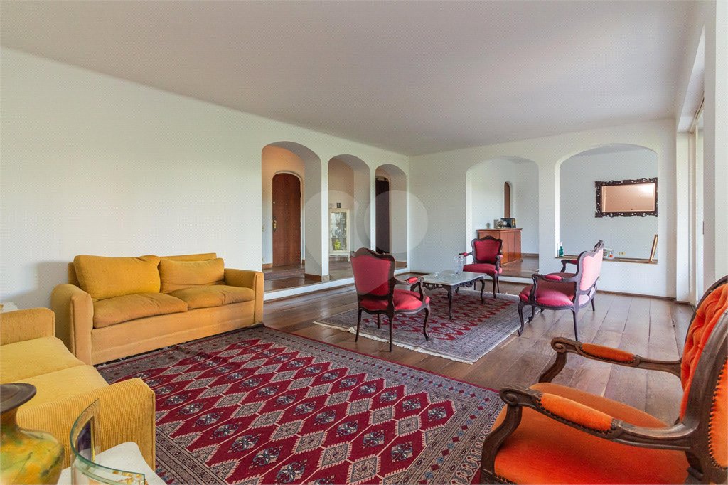 Apartamento à venda com 4 quartos, sendo 3 suítes, em Vila Andrade, São Paulo, SP