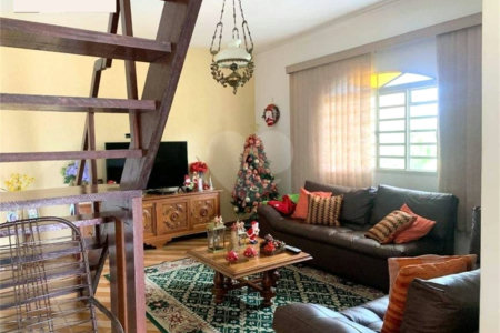 Casa à venda com 3 quartos no condomínio Recanto Florido, Vinhedo - SP