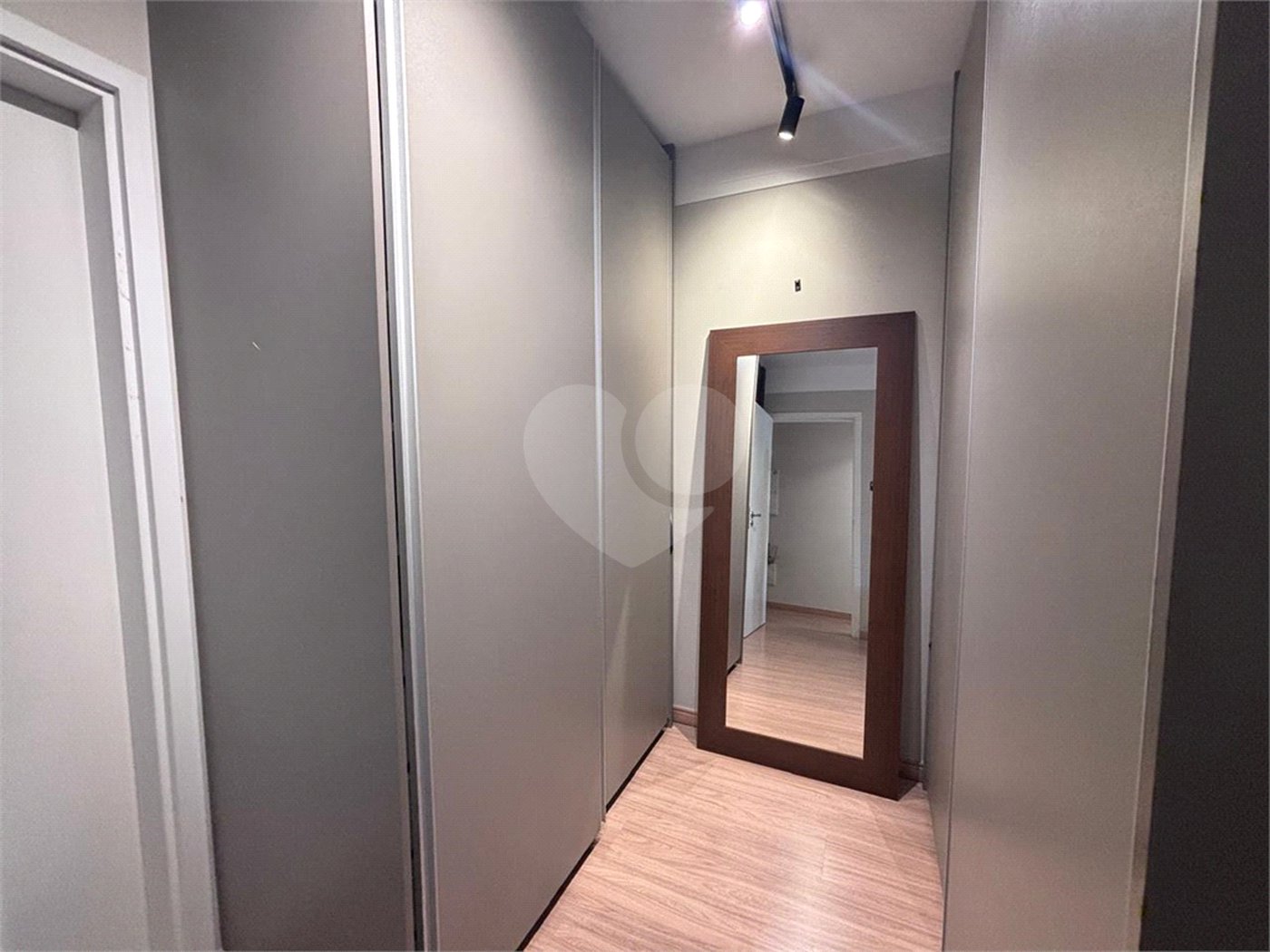 Apartamento à venda com 3 suítes em Parque Campolim, Sorocaba, SP