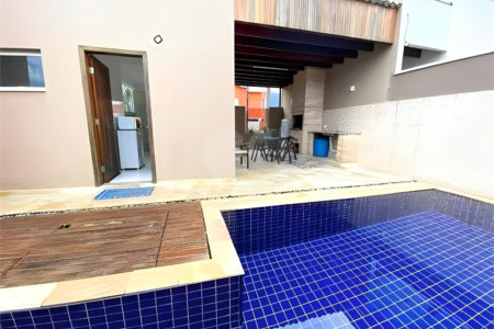 Casa à venda com 3 quartos, sendo 1 suíte, no condomínio Morada da Praia, Bertioga - SP