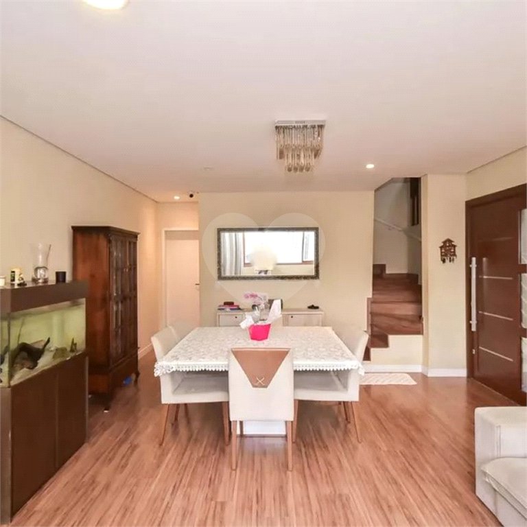 Sobrado à venda com 3 quartos, sendo 1 suíte, em Vila Morse, São Paulo, SP
