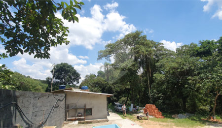 Chácara à venda com 2 quartos em Serra da Cantareira, Mairiporã, SP