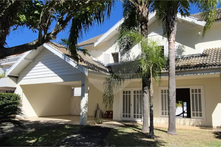 Casa à venda ou para alugar com 3 suítes no condomínio Jardim Theodora, Itu - SP