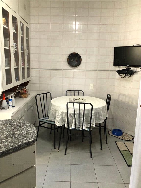 Apartamento à venda com 3 quartos, sendo 1 suíte, em Vila Azevedo, São Paulo, SP
