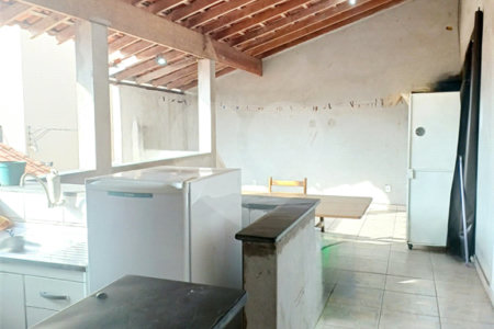 Casa à venda com 3 quartos, sendo 1 suíte,  no condomínio Altos de Poa, Poá - SP