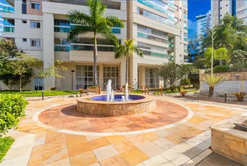 Apartamento à venda com 4 suítes em Cidade Monções, São Paulo, SP