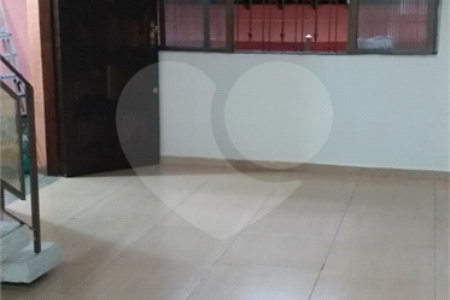 Sobrado à venda com 2 quartos, sendo 1 suíte, em Vila Medeiros, São Paulo, SP