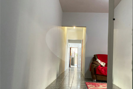 Casa à venda com 2 quartos, sendo 1 suíte, no Centro, Araçoiaba da Serra, SP
