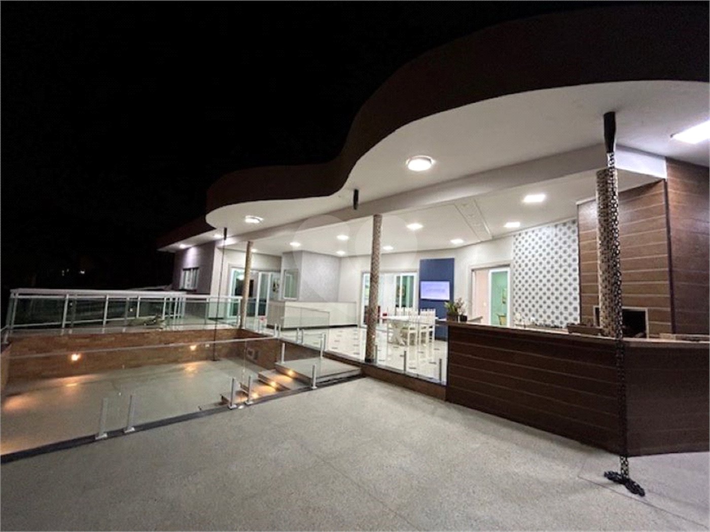 Casa à venda com 4 suítes no condomínio Aruã Eco Park, Mogi das Cruzes - SP