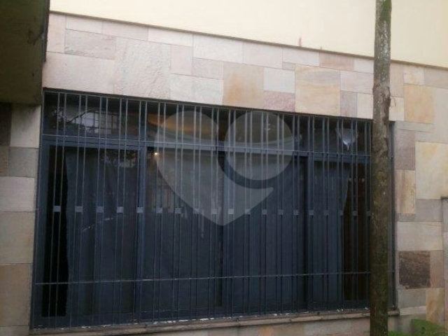 Sobrado à venda com 3 quartos, sendo 1 suíte,  em Granja Julieta, São Paulo, SP