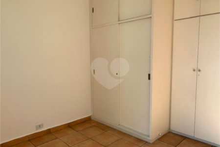 Apartamento à venda com 3 quartos, sendo 1 suíte, em Alto da Boa Vista, São Paulo, SP