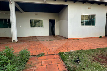 Casa à venda com 2 quartos em Jardim das Rosas, Ponta Porã, MS
