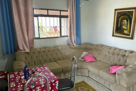 Casa à venda com 3 quartos, sendo 2 suítes, em Vila Mazzei, Itapetininga, SP
