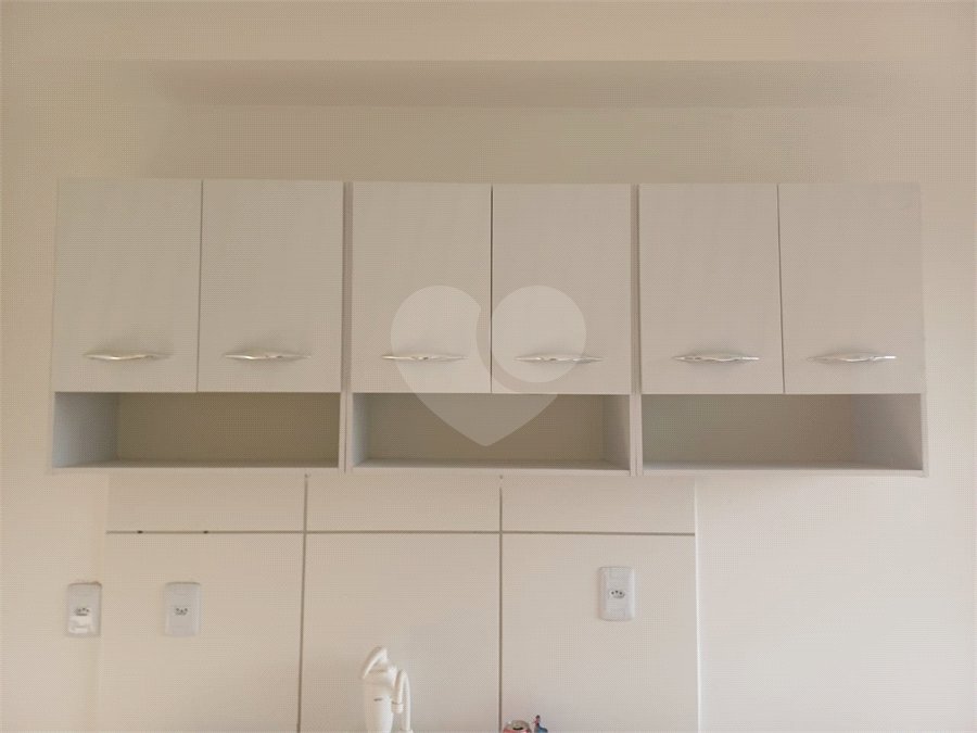 Apartamento à venda com 2 quartos em Lageado, Cotia, SP
