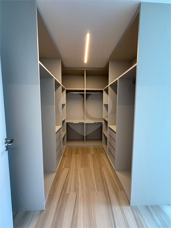 Apartamento para alugar com 4 suítes em Jardim Morumbi, São Paulo, SP