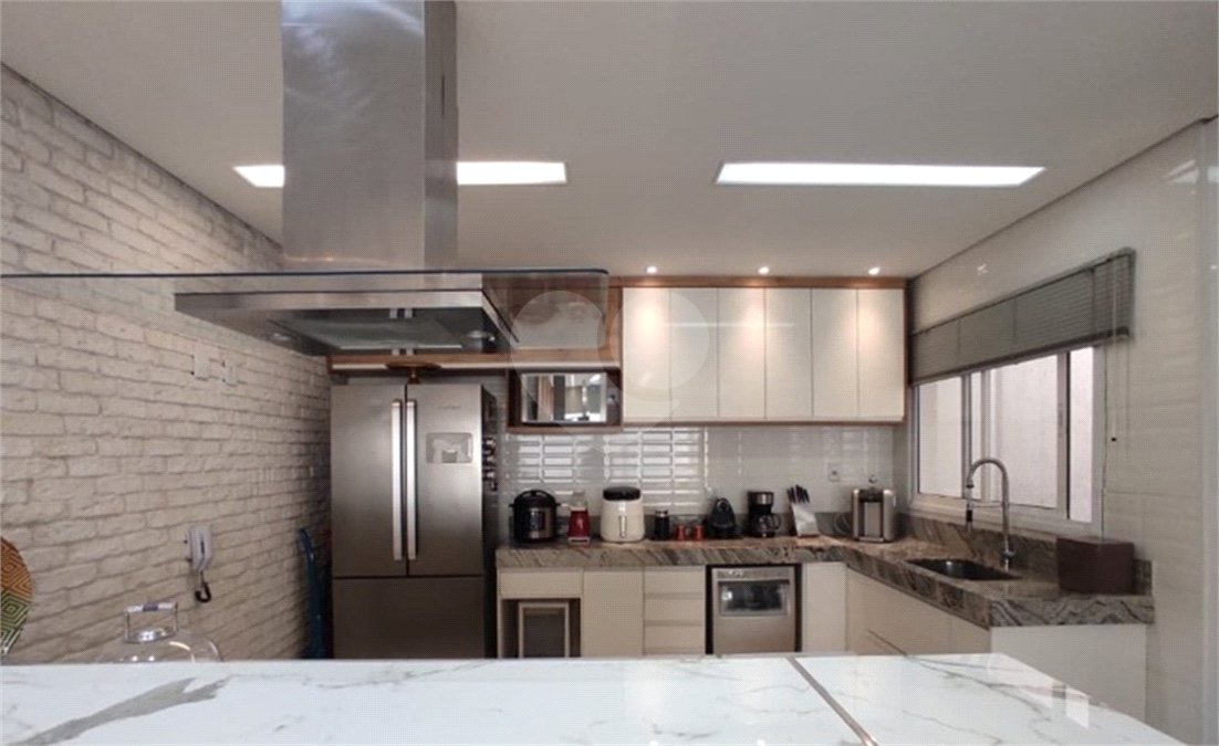 Casa à venda com 2 suítes no condomínio Residencial Lima e Silva, São Paulo - SP
