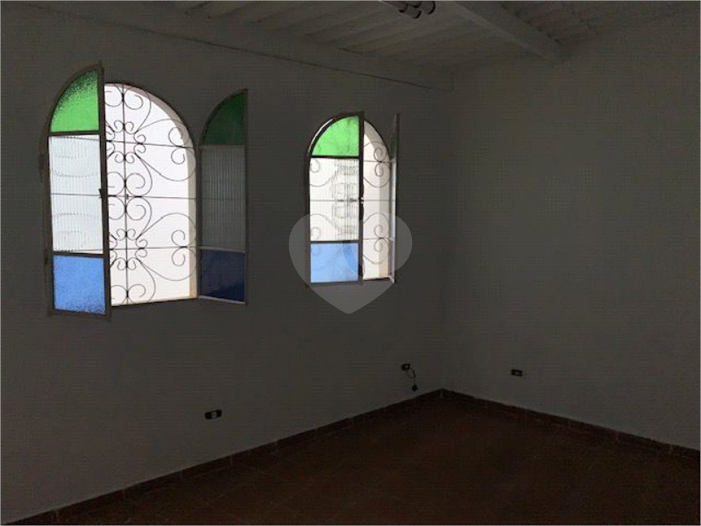 Sobrado à venda com 3 quartos, sendo 1 suíte, em Tremembé, São Paulo, SP