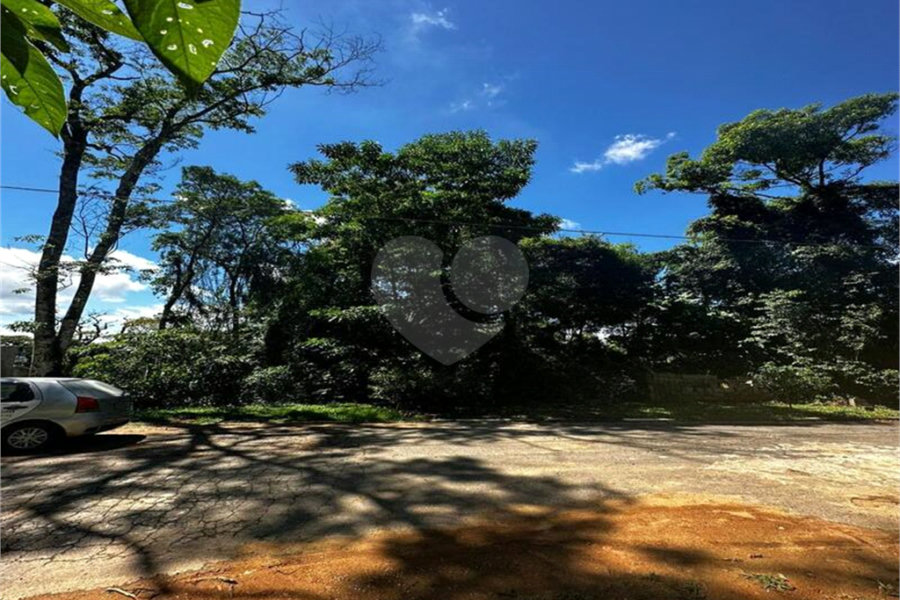 Terreno à venda no condomínio Parque Suiça, Caieiras - SP