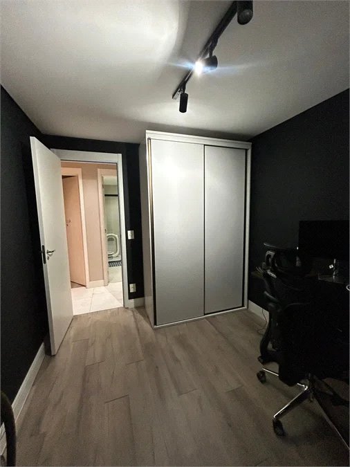 Apartamento à venda com 3 quartos, sendo 1 suíte,  em Jardim Vazani, São Paulo, SP