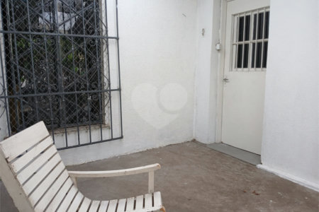 Casa Térrea à venda com 3 quartos em Pacaembu, São Paulo, SP