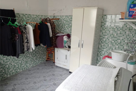 Vende-se belíssimo imóvel residencial próximo ao Parque da Aclimação