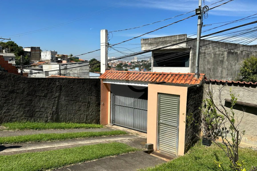 Sobrado à venda com 3 quartos, sendo 1 suíte, em Vila Nova Mazzei, São Paulo, SP