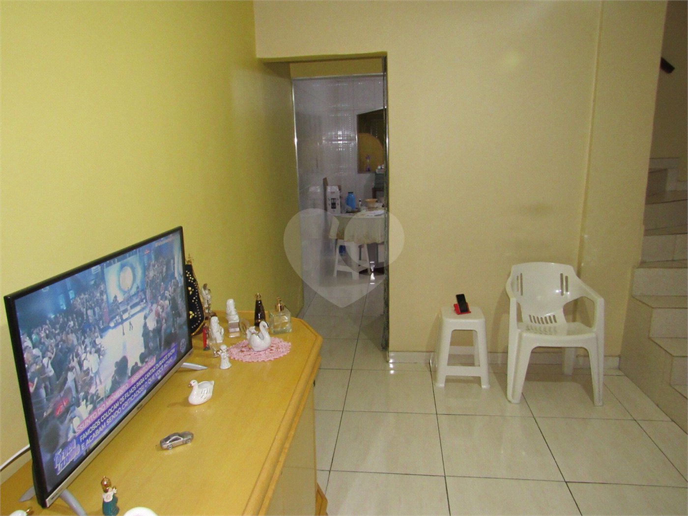 Sobrado à venda com 1 quarto, sendo 2 suítes, em Jardim das Oliveiras, São Paulo, SP