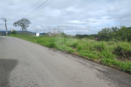 Terreno à venda no Centro, Bom Jesus dos Perdões, SP