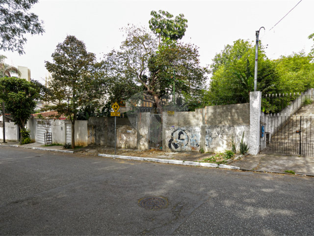 Terreno à venda em Jardim Prudência, São Paulo, SP