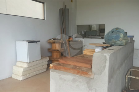 Casa à venda com 3 suítes no condomínio Serra da Estrela, Atibaia - SP