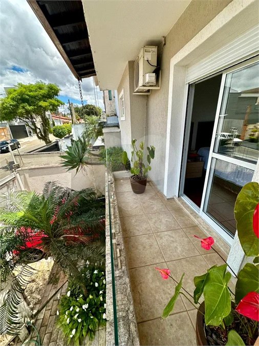 Casa de Alto Padrão à Venda no Parque dos Pássaros – 350 m²