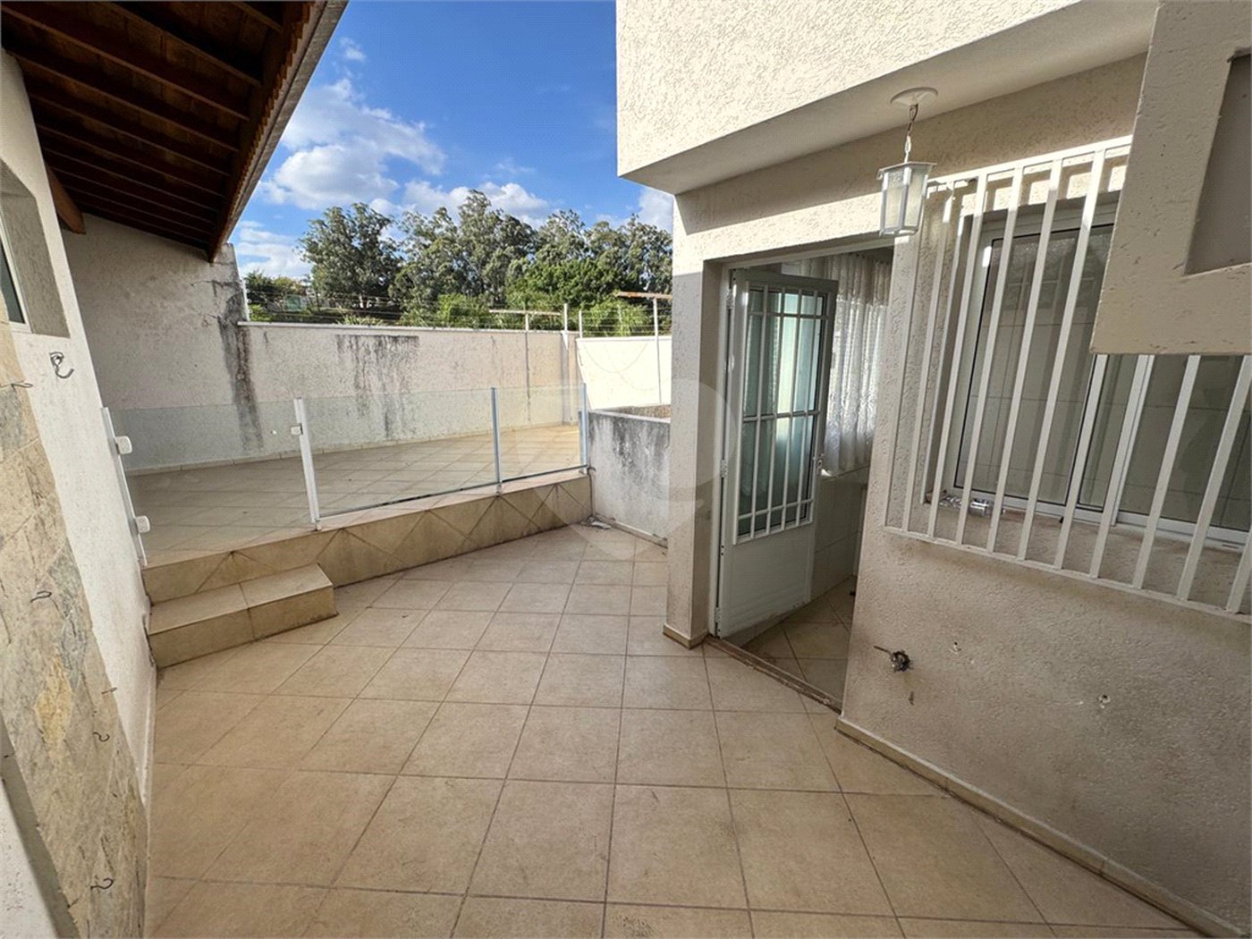 Casa à venda com 4 quartos, sendo 1 suíte, em Jardim das Samambaias, Jundiaí, SP