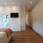 Casa à venda com 6 quartos, sendo 5 suítes, no condomínio Jardim Primavera, Louveira - SP