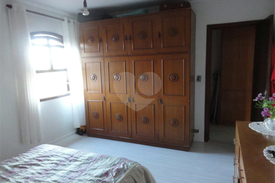 Sobrado à venda com 3 quartos, sendo 1 suíte, em Horto, São Paulo, SP
