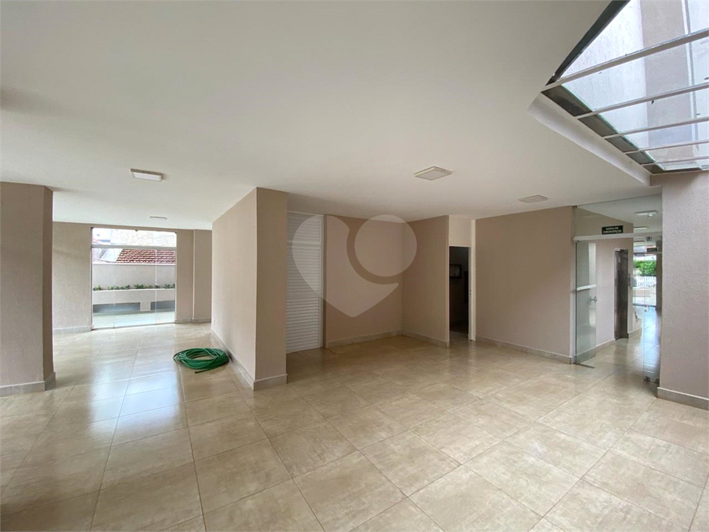 Apartamento à venda com 2 quartos, sendo 1 suíte, no Centro, Ribeirão Preto, SP