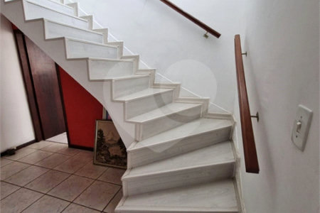 Sobrado à venda com 3 quartos, sendo 1 suíte,  em Jardim Ester Yolanda, São Paulo, SP