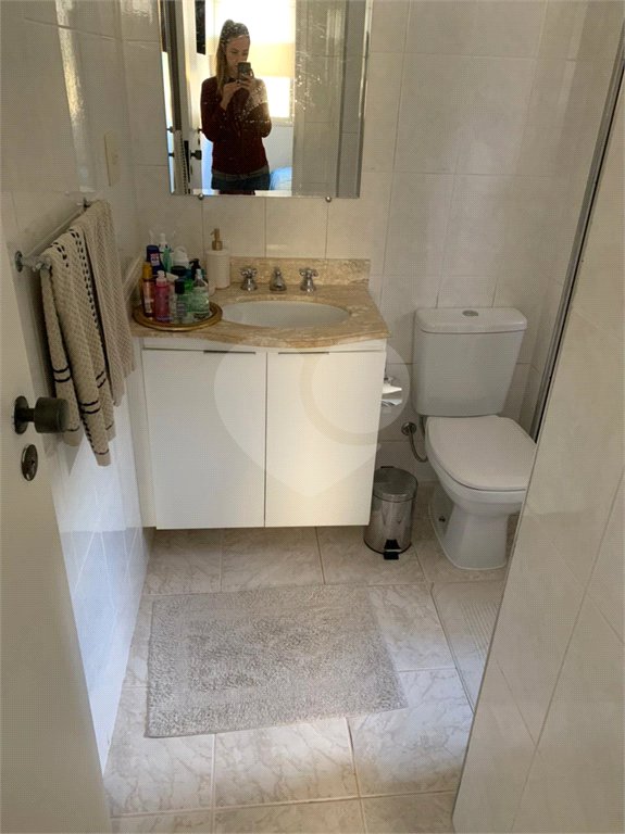 Apartamento à venda com 2 quartos, sendo 1 suíte,  em Vila Olímpia, São Paulo, SP