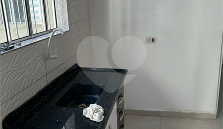 Casa à venda com 2 quartos em Vila Guilherme, São Paulo, SP